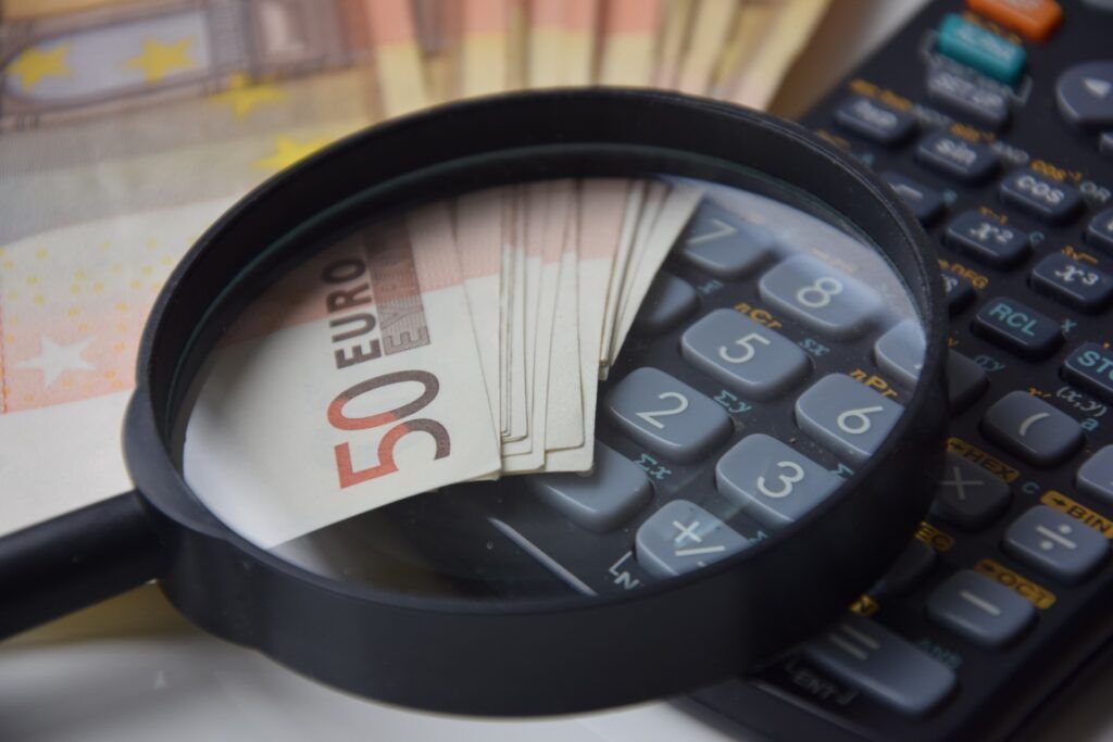 Online kalkulačky refinancování půjček usnadní rozhodování mezi několika nabídkami.