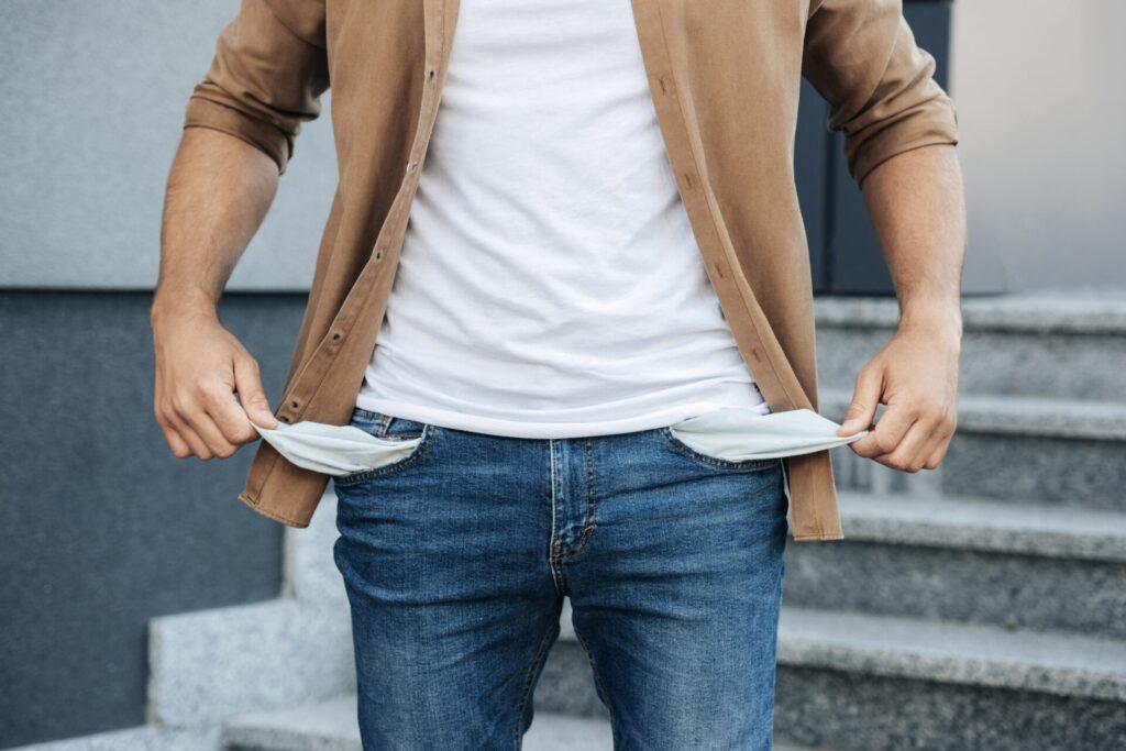 Tento typ půjčky je vhodný pro lidi, kteří potřebují překlenout krátkodobé finanční potíže.