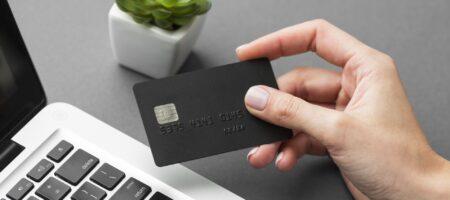 Správný výběr platební metody chráni peněženku před zbytečnými poplatky i podvodnými e-shopy.